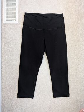 ON Active High-Rise Crop Leggings